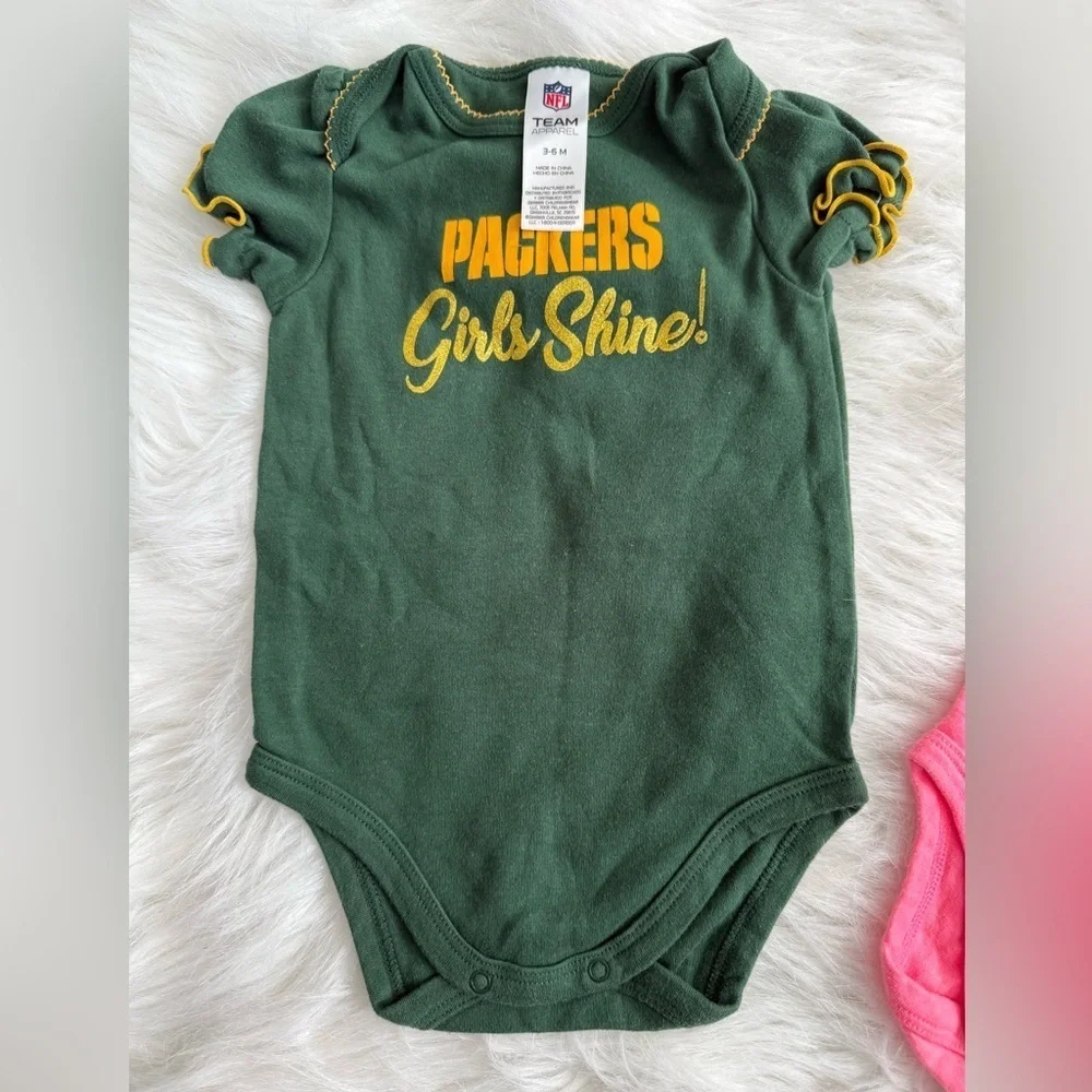 Bundle (2) NFL Packers Baby Onesie